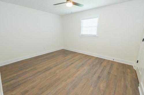 1246 Raintree Dr, Lithonia GA 30078-2122 exterior