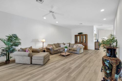 4522 Cardinal Cove Ln, Naples FL 34114-9487 exterior