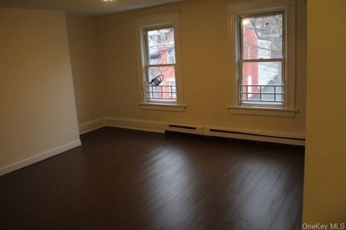 52 Bridge St, Poughkeepsie NY  12601-2225 exterior