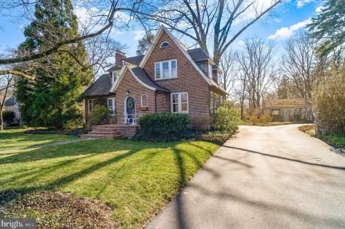 1538 Hillcrest Ave, Lancaster, PA 17601-5222