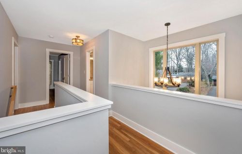 10402 Great Arbor Dr, Rockville MD  20854-4215 exterior