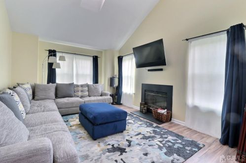 200 Concord Pl, New Brunswick NJ 08902-4572 exterior