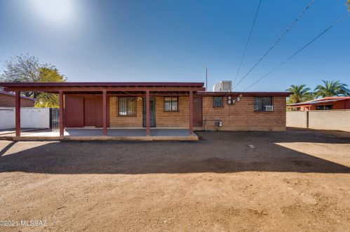 5209 25 St, Tucson AZ 85711-5912 exterior