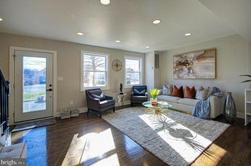 2816 30th St, Washington DC  20018-1447 exterior