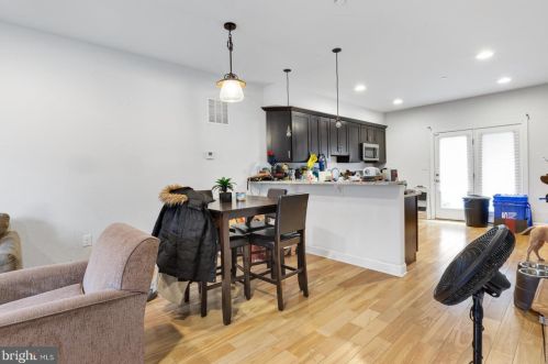 2629 Cedar St, Philadelphia PA  19125-2335 exterior