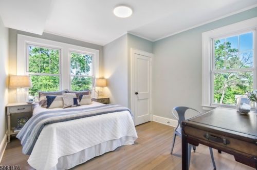 192 Gregory Pl, Town Center NJ  07052-3952 exterior