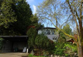 10035 35th Ave, Seattle WA  98125-7800 exterior