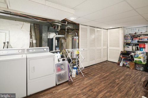 1734 Addison St, Philadelphia PA 19143-1107 exterior