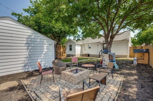 6347 Anita St, Dallas TX 75214-2707 exterior