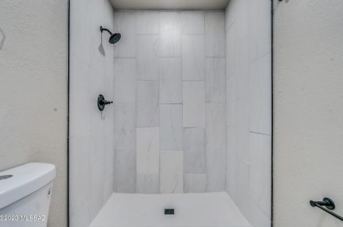 10455 Bridgestone Pl, Tucson AZ 85730-5001 exterior