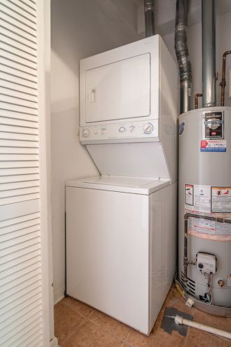 4731 Ingleside Ave, Chicago IL  60615-1824 exterior