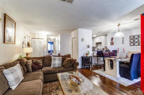 721 Edpas Rd, New Brunswick NJ 08901-3813 exterior