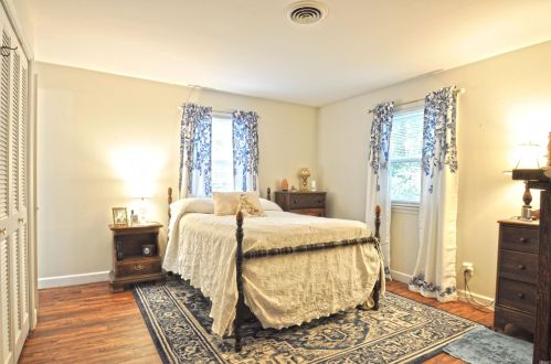 15657 Embers Dr, Mishawaka IN 46545-1503 exterior