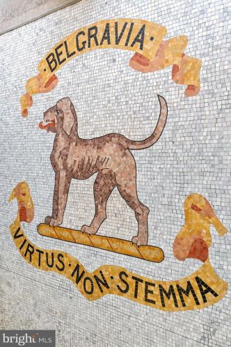 1811 Chestnut St, Philadelphia PA  19103-3721 exterior