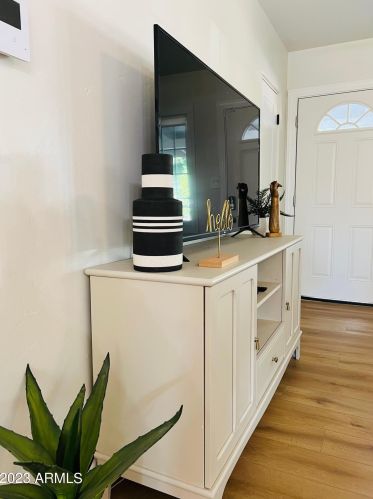 6332 13th Pl, Phoenix AZ  85014-1423 exterior