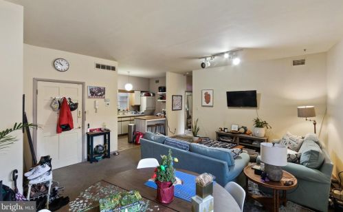 1005-07 2nd St, Philadelphia PA exterior