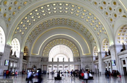 1320 Corbin Pl, Washington DC 20002 exterior