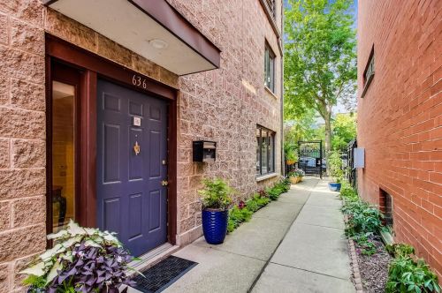 636 Schubert Ave, Chicago, IL 60614-1506