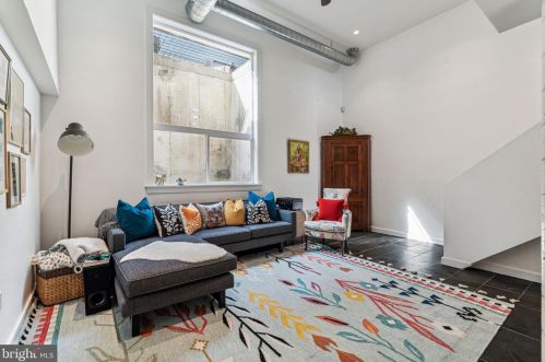 1114 Bodine St, Philadelphia PA  19147-5306 exterior