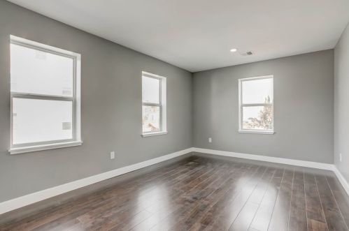 19 Ctr St, Woburn MA 01801-2930 exterior