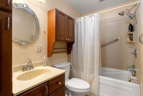 71 Proctor St, Salem MA 01970-2108 exterior