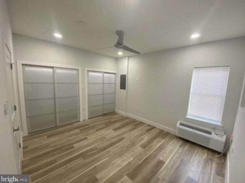 1324 5th St, Philadelphia PA  19147-5917 exterior