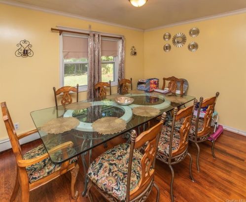 19 Briarwood Dr, Poughkeepsie NY 12601-5529 exterior