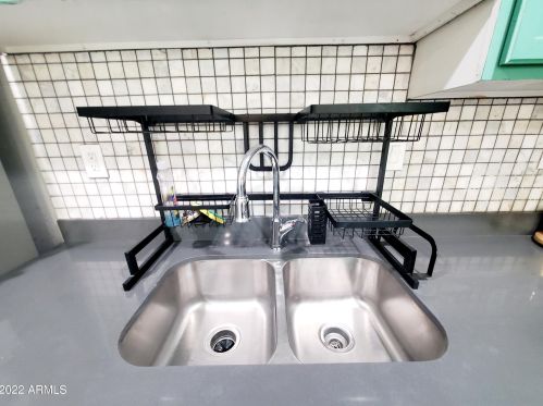 2321 47 Dr, Phoenix AZ 85031-1408 exterior