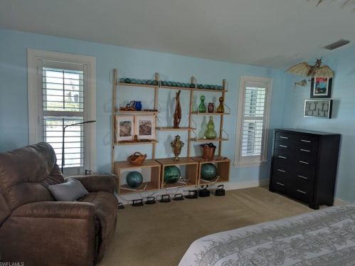 2120 Shad Ct, Naples FL exterior