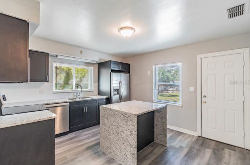 1214 24th Ave, Tampa FL 33605-2173 exterior