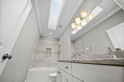 3417 Bell Ave, Chicago IL 60622-3033 exterior