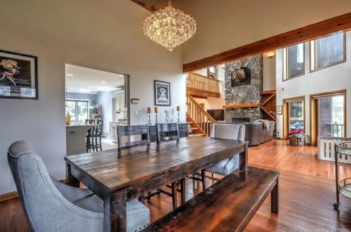 22 Ajellos Farm Rd, Seymour CT 06483-2362 exterior