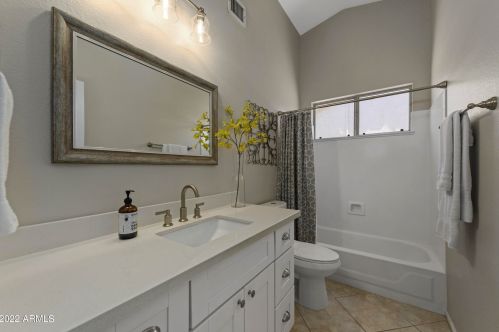 14821 42nd St, Phoenix AZ 85050-3377 exterior