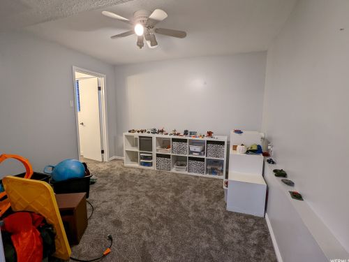 10270 Flanders Rd, Sandy UT 84092-4319 exterior