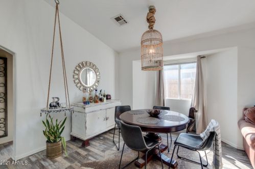 2041 Adams, Phoenix AZ 85007-2699 exterior