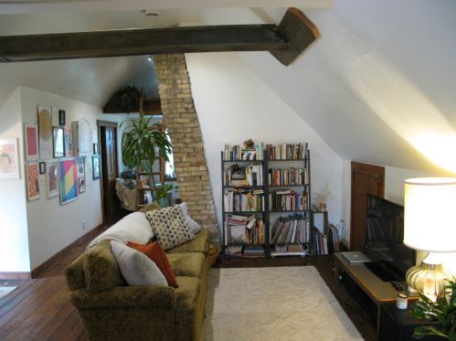 2207 Booth St, Milwaukee WI 53212-3408 exterior