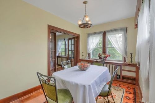 64 Prospect Ave, Valhalla NY 10595-1925 exterior