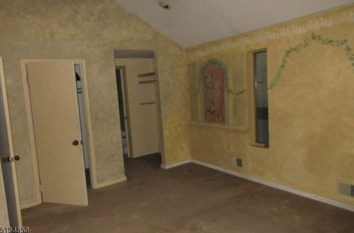 17 Tranquility Rd, Andover NJ 07821-4533 exterior