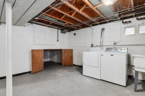 2118 9 Ave, Broadview IL 60153-1523 exterior