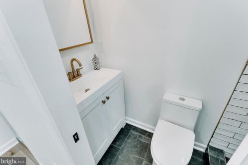 4207 Eads St, Washington DC 20019-3440 exterior