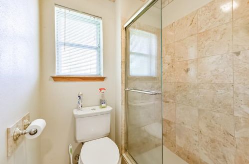 7319 Foxway Ln, Humble TX exterior