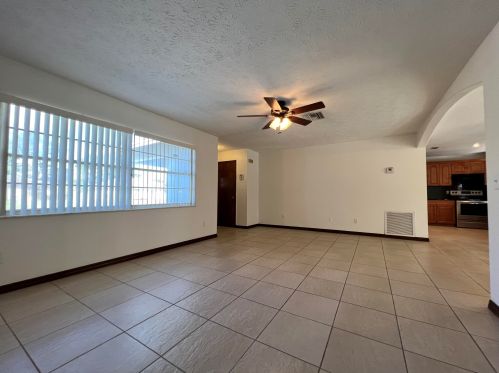 1111 Preston Ln, Fort Pierce FL  34983-3221 exterior