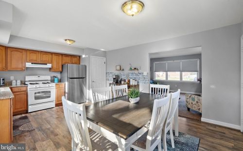 623 11th St, New Castle DE  19720-6020 exterior