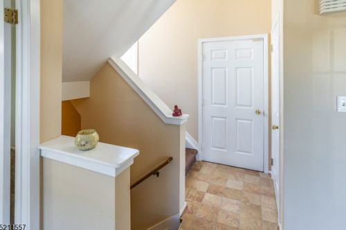 14 Green Heron Dr, Hackettstown, NJ 07840-3328