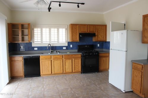 1364 Wagon Wheel Ct, Chandler AZ  85286-4273 exterior