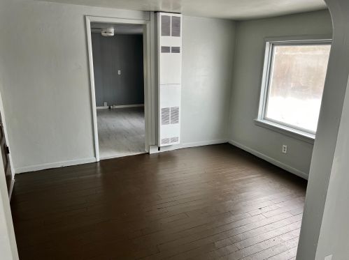 329 Iona Ave, Meskegon MI 49442-3313 exterior