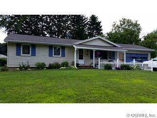 5 Mary Dr, Rochester NY  14617-4511 exterior