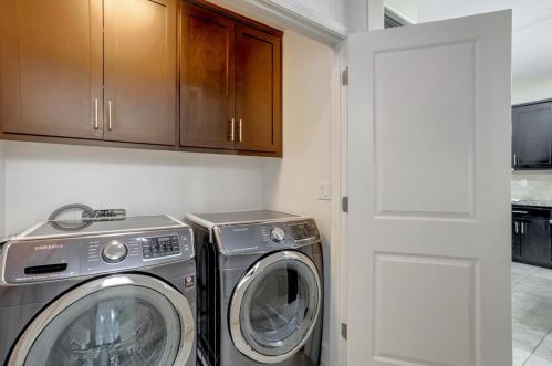 1961 Lee Way, Milpitas CA 95035-9013 exterior