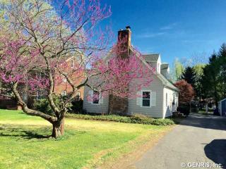 17 Dale Rd, Rochester, NY 14625-2007