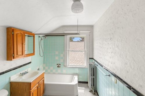 84 Brooks St, Boston MA exterior